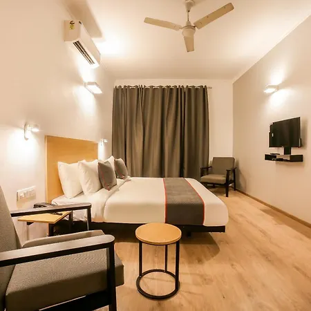 Hotel Grand King Plaza A Family Hotel Near Igi Airport Delhi
